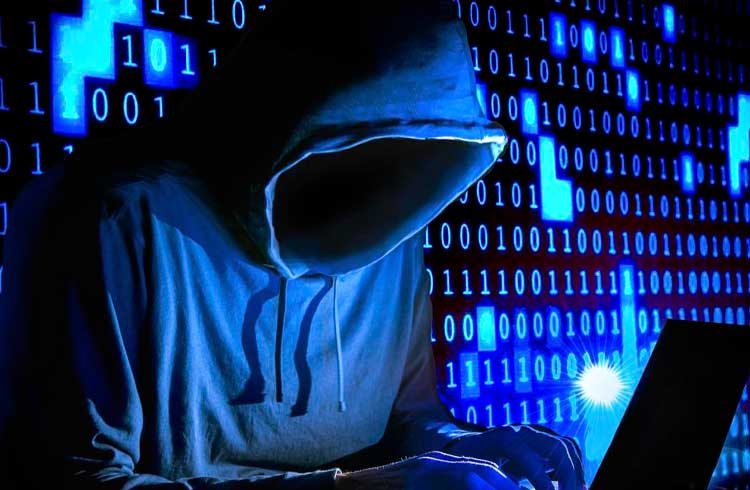 Hackers roubam contas do Facebook para aplicar golpe com Bitcoin