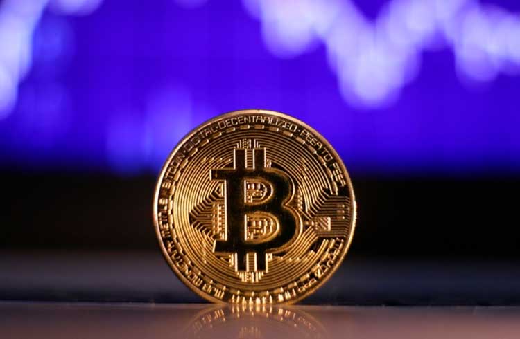 Mais uma gigante quer investir R$ 2,6 bilhões em Bitcoin