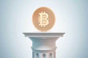 Bitcoin marca nova máxima em R$ 151.898; XRP valoriza 5%