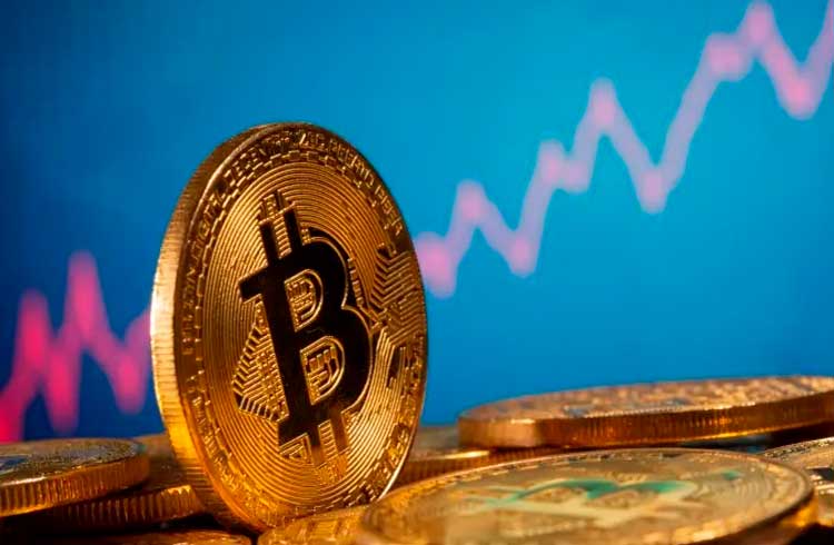 "É uma boa hora para comprar Bitcoin?", pergunta milionário