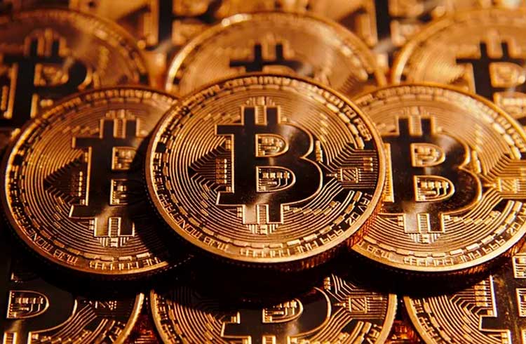 Gestora do Reino Unido investe R$ 190 milhões em Bitcoin