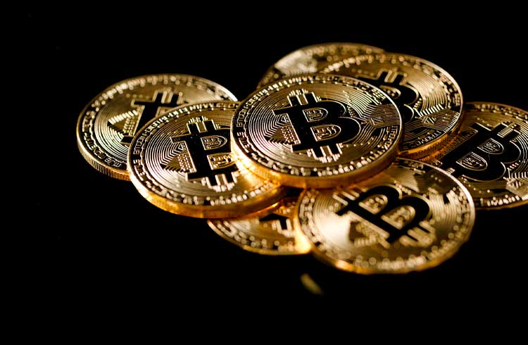 Homem mata corretor após perder R$ 10 mil em golpe de Bitcoin