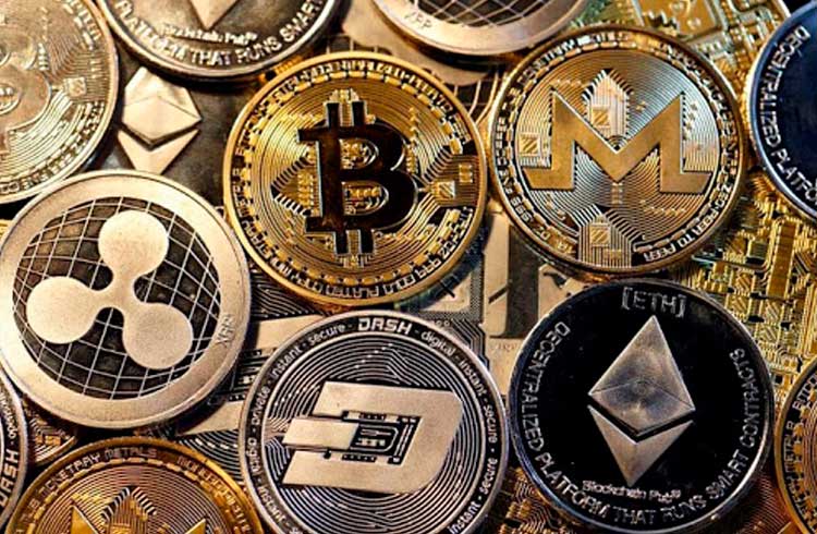 Quadrilha desvia dinheiro de prefeitura para comprar criptomoedas