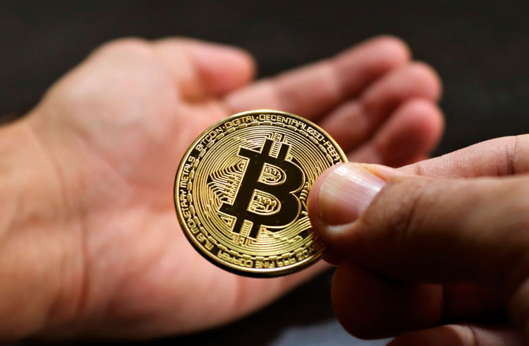 "Falso Satoshi" exige que white paper do Bitcoin seja retirado de sites