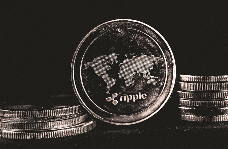 Grayscale remove XRP definitivamente e compra mais Bitcoin