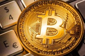 Ataque contra o Bitcoin é possível, mas custa R$ 37 bilhões