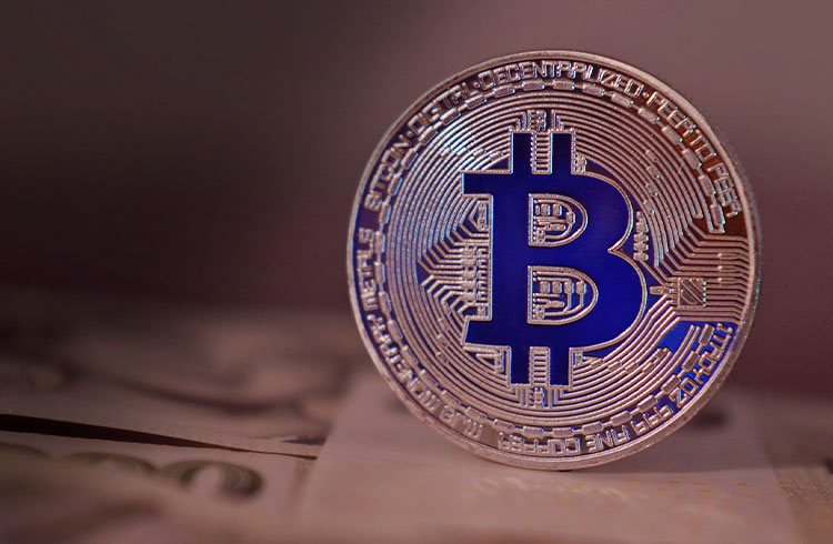 Bitcoin pode passar de R$ 340 mil em breve mesmo com correção