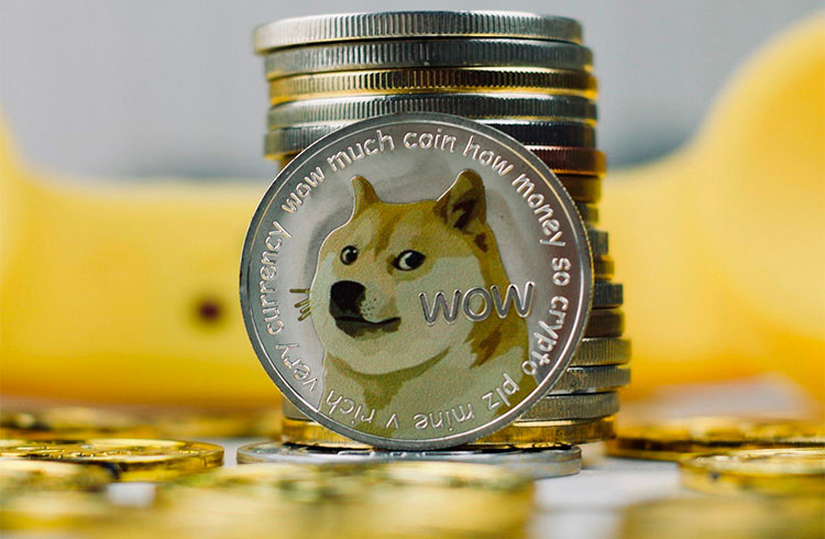 Bitcoin retorna aos R$ 201.000 enquanto Dogecoin salta 63%
