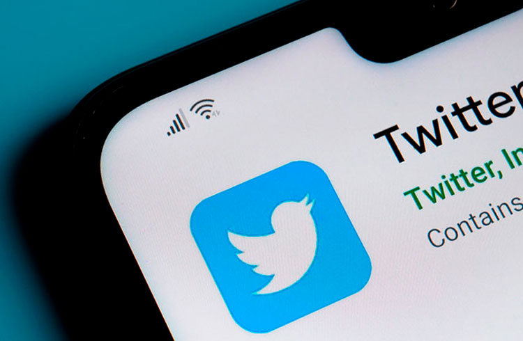 Twitter considera comprar Bitcoin e pagar salários com a criptomoeda