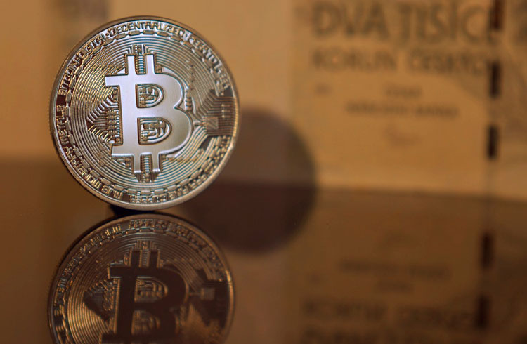Bitcoin pode impactar ações de empresas de tecnologia, prevê veterano