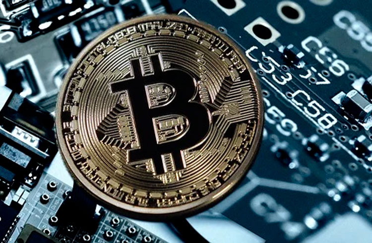 Bitcoin reage com boa notícia enquanto Theta dispara 22%