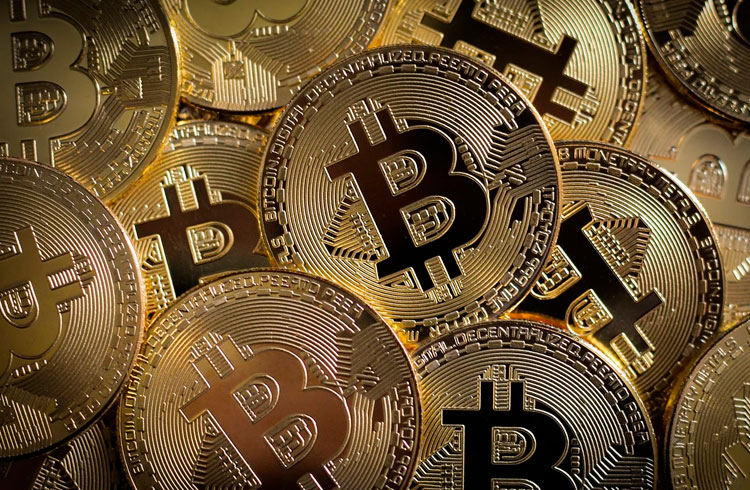 Bitcoin valoriza mais um dia; Chainlink salta 10% nesta terça-feira