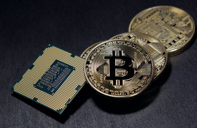 Bitcoin deve parar com mineração, diz cofundador da Ripple