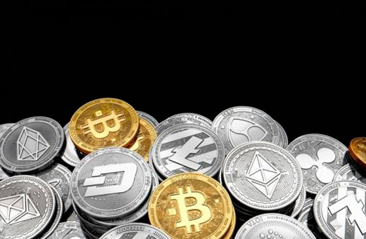 Bitcoin pode "ficar no chinelo" diante do potencial de valorização de 3 criptos dos segmentos NFT e DeFi nos próximos anos; conheça