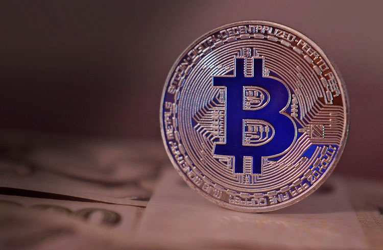 Bitcoin se recupera e criptomoedas voltam à forte alta