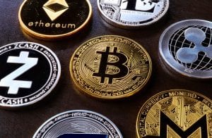 Veterano ensina quando comprar criptomoedas na correção
