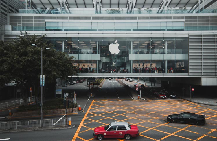 Apple vai entrar nas criptomoedas? Empresa quer profissional da área