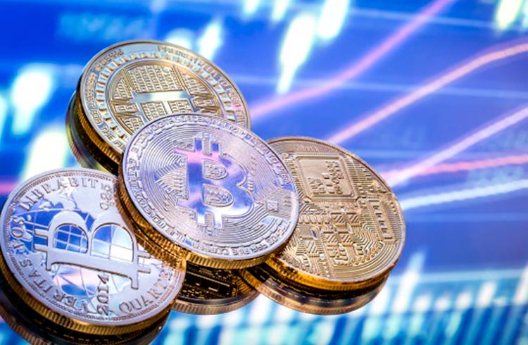"Bitcoin não deve escapar de correção de 60%", diz Felipe Escudero