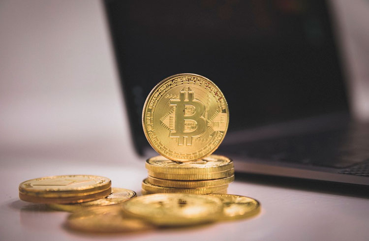 Fundador BTG Pactual muda de ideia e considera comprar Bitcoin