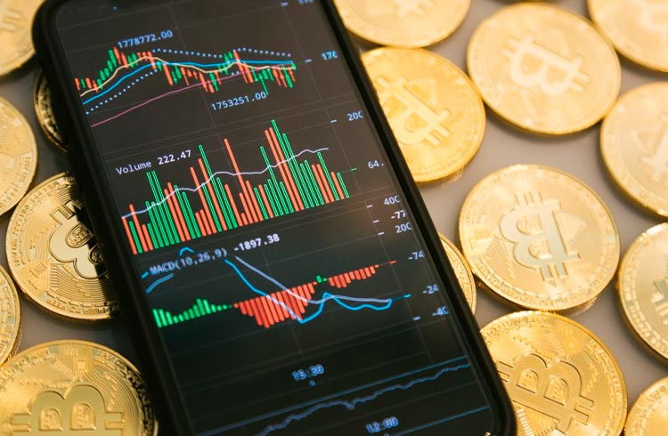 Hora de vender? Baleias enviam Bitcoin para exchanges