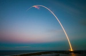 SpaceX aceita Dogecoin para financiar missão espacial