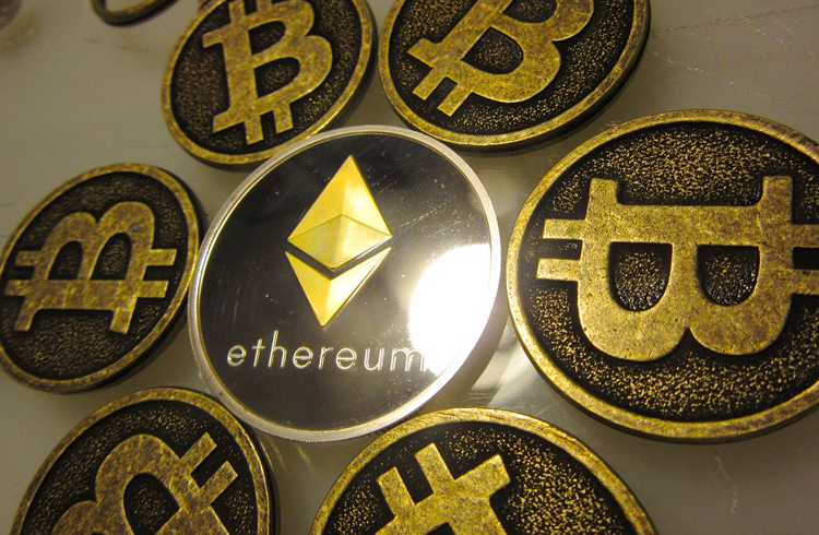 Ethereum supera Bitcoin em usuários ativos pela primeira vez