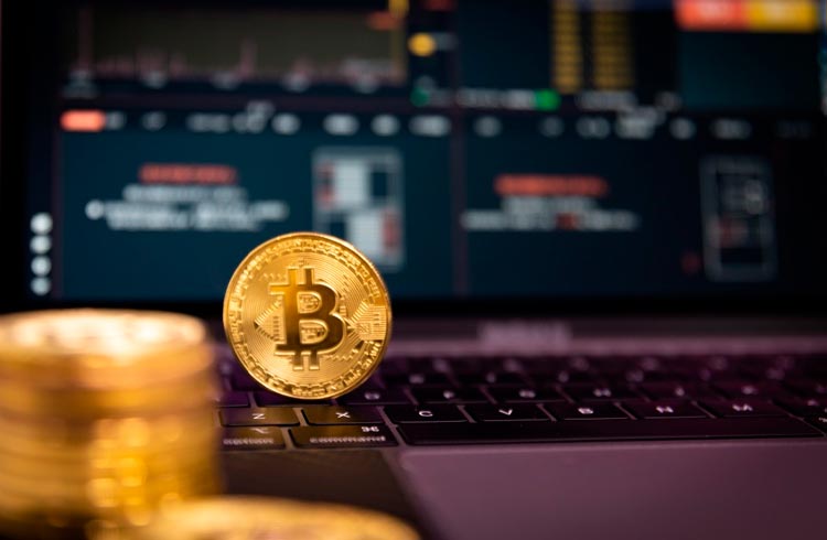 Medo dos investidores pode causar alta do Bitcoin, diz economista