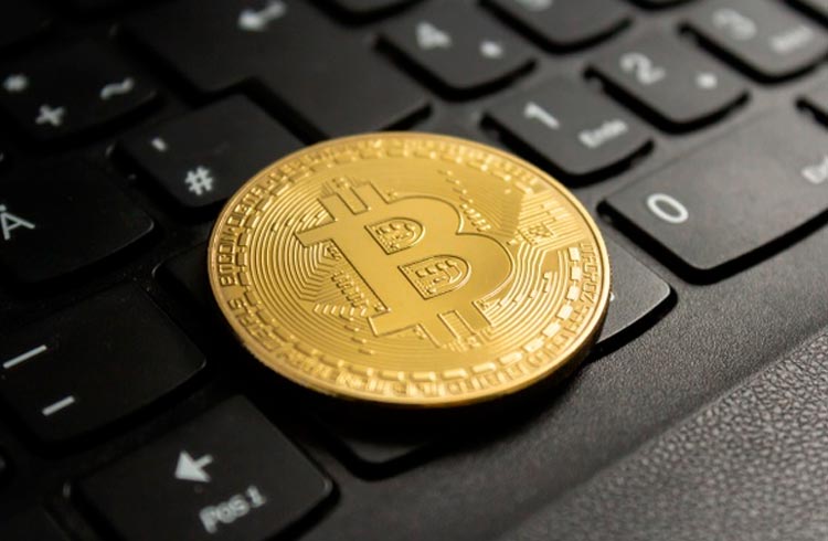 Bitcoin apaga ganhos recentes e criptomoedas derretem