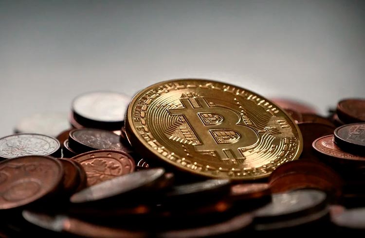 Bitcoin e demais criptomoedas seguem corrigindo nesta sexta-feira