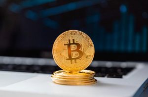 Bitcoin perde força após romper US$ 40.000 e criptomoedas corrigem