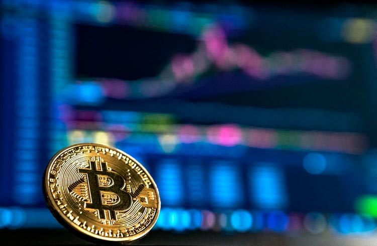 "Graficamente, a coisa tá feia para o Bitcoin", diz Felipe Escudero