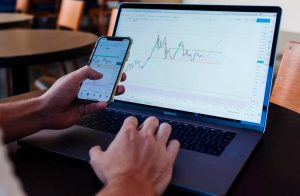 Analistas: MATIC pode saltar 100% enquanto Cardano sobe 40%