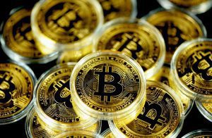 Bitcoin tem terceira correção seguida nesta quarta-feira (4)
