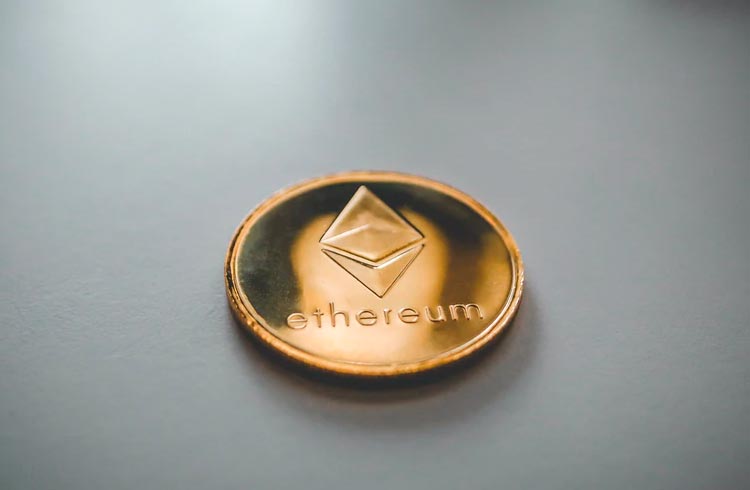 Comprar Ethereum agora pode causar prejuízo no curto prazo, alerta analista