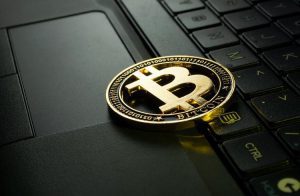 70% dos salvadorenhos querem revogar a Lei do Bitcoin, revela pesquisa