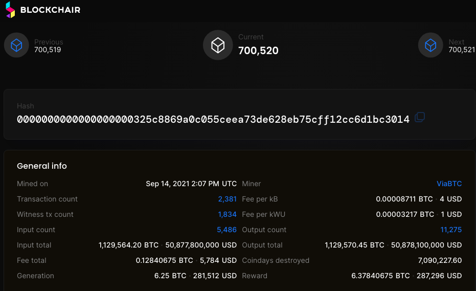 Bloco movimentou quantia bilionária em BTC. Fonte: Blockchair.