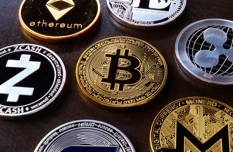 Após três anos de regulamentação, fundos de criptomoedas atingem marca de R$ 2,7 bilhões captados