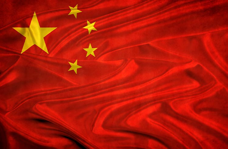 China bloqueia CoinMarketCap, CoinGecko e TradingView em nova investida contra criptomoedas