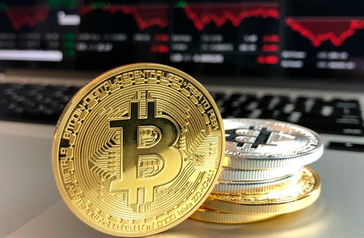 Bitcoin já se valorizou 45% desde “alerta” de autor do Pai Rico Pai Pobre