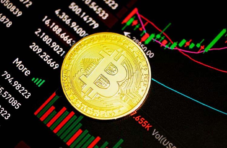 Depois do ETF demanda por Bitcoin caiu, aponta analista