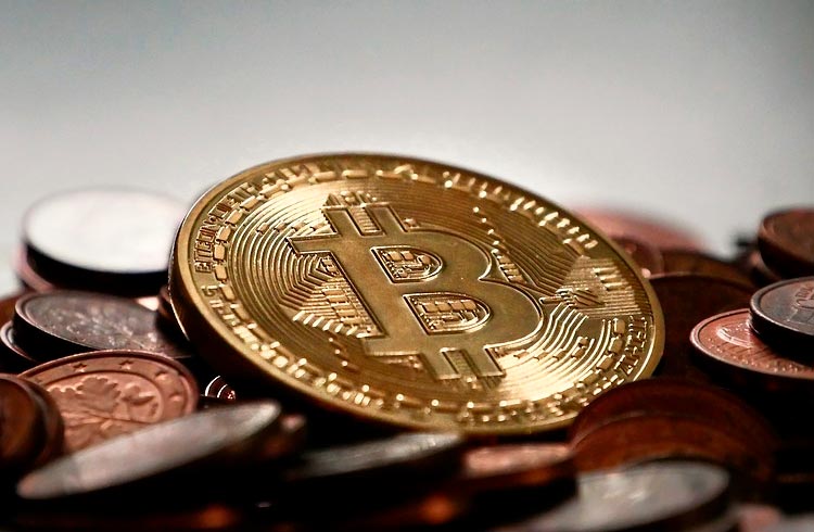 "Erro que me custou 2.350% de retorno": gestor brasileiro se arrepende de ter menosprezado Bitcoin