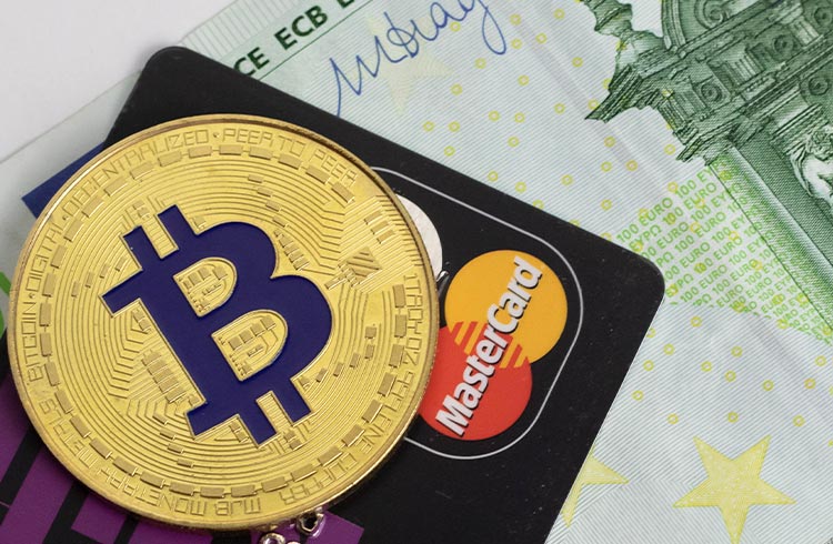 Mastercard lança cartão para cegos que também poderá ser carregado com Bitcoin