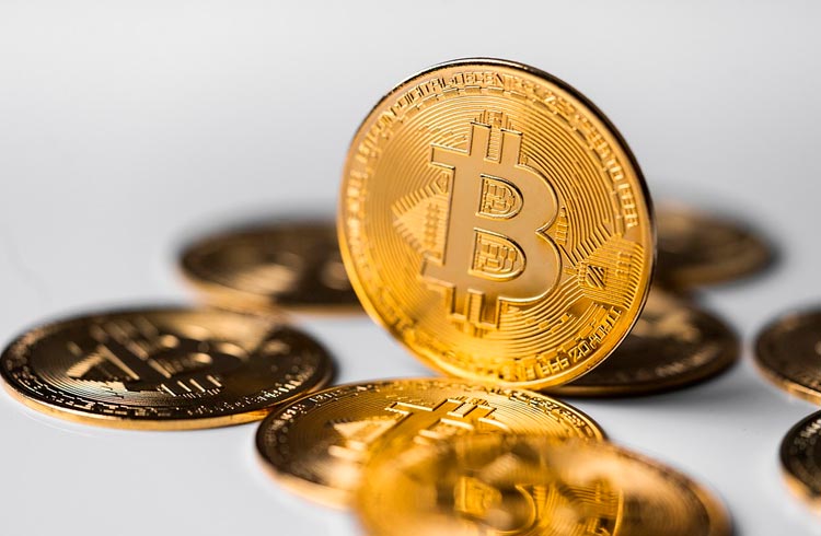 "Playboy do Bitcoin": Trader de criptomoedas de Cabo Frio desaparece com dinheiro de investidores