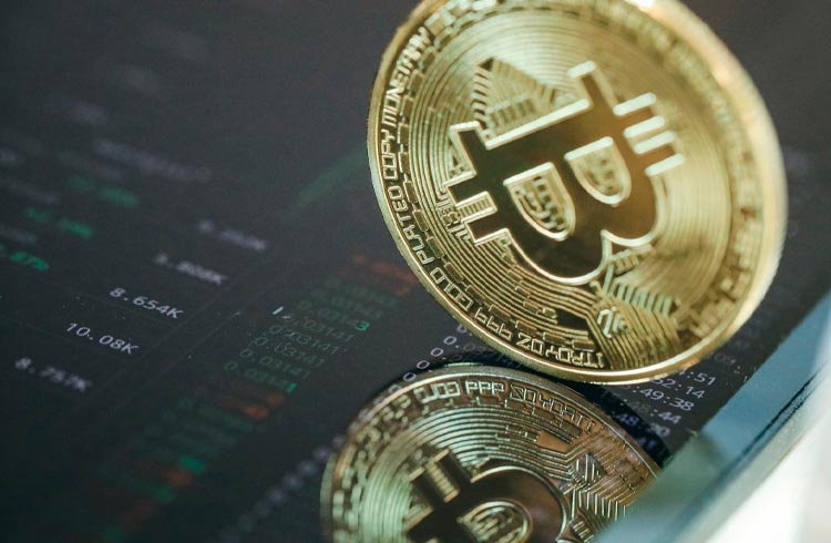 Analista descreve duas regras infalíveis para ganhar dinheiro com Bitcoin