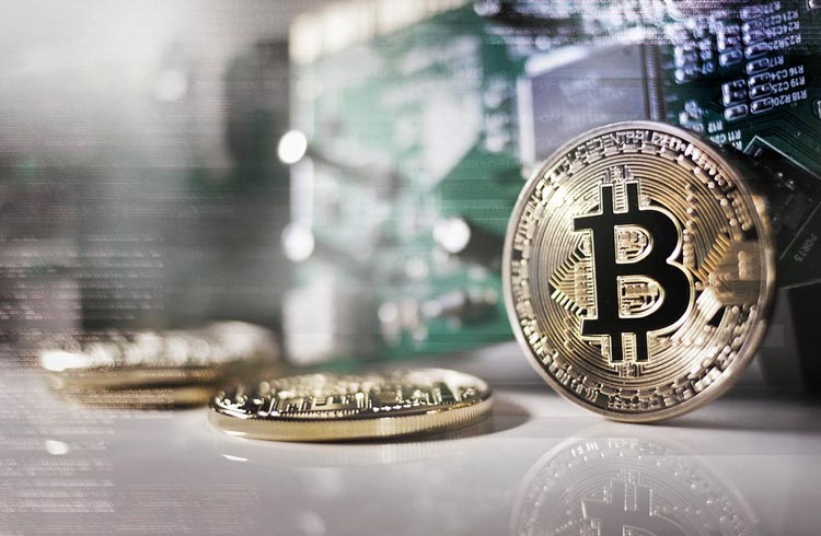 Dificuldade de mineração do Bitcoin tem nova alta e atinge maior nível desde maio