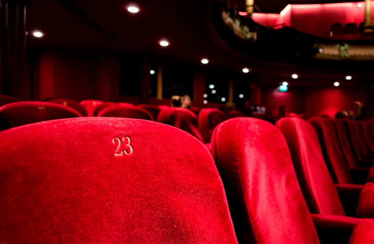 Dogecoin: agora você pode usar DOGE para pagar na segunda maior rede de cinemas da América