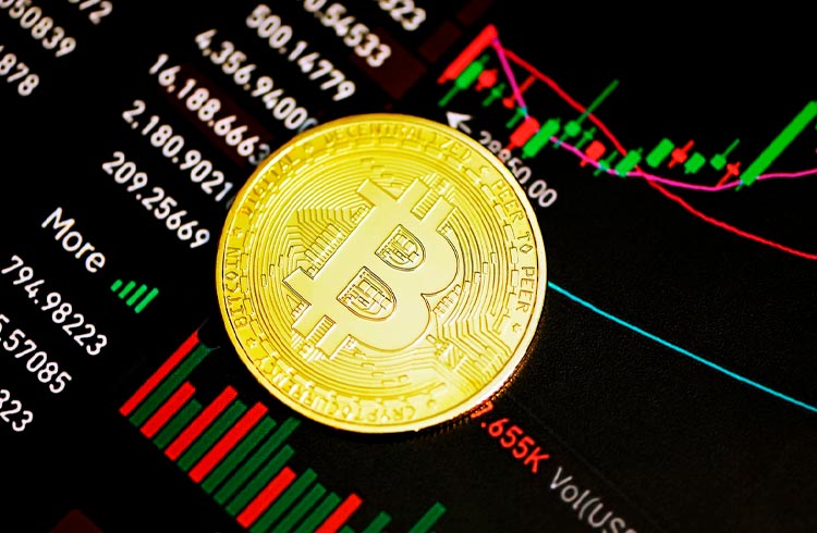 EUA também pode expulsar os mineradores de Bitcoin, diz senador americano