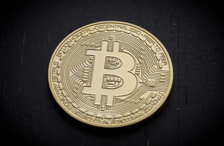 Santander declara que errou em não abraçar o Bitcoin e anuncia que vai vender ETF de BTC