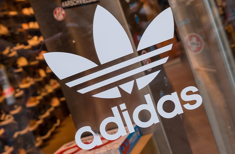 Adidas fatura R$ 130 milhões com venda de seu primeiro NFT
