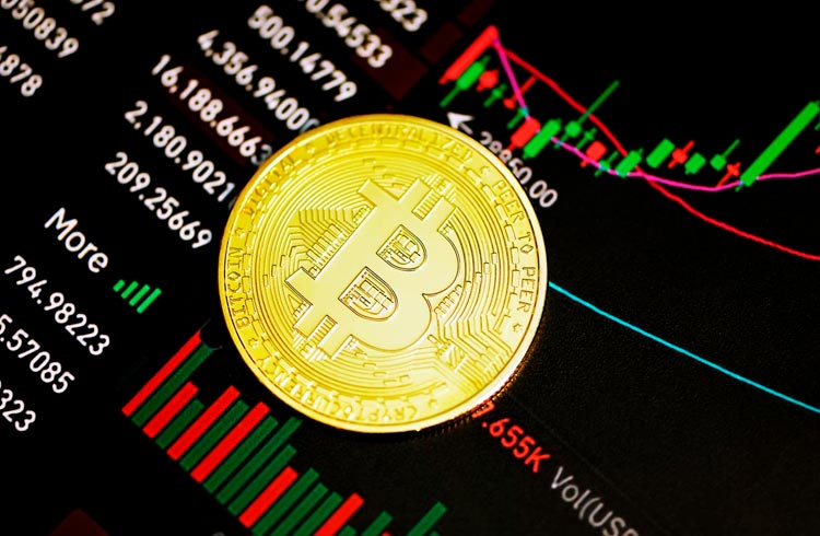 Domínio do Bitcoin no mercado de criptomoedas cai abaixo de 40%